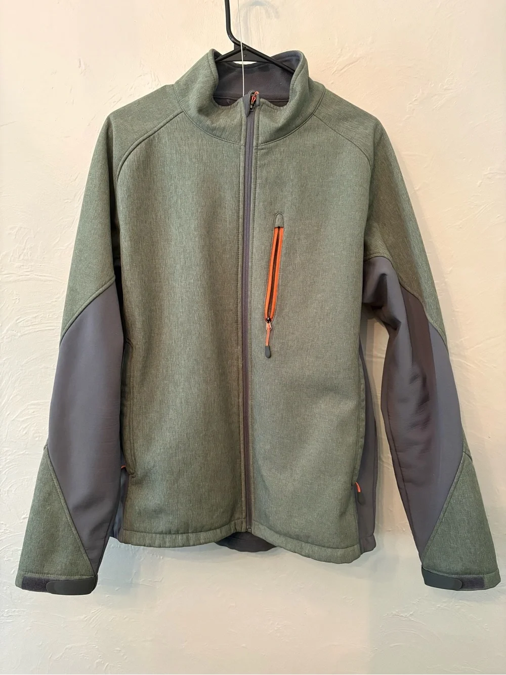 Men's Olive Green Softshell Jacket with Gray Accents
